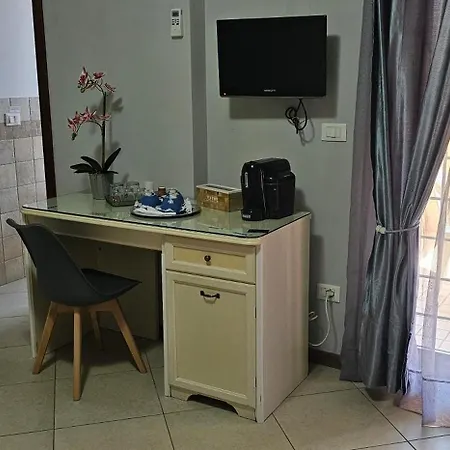 Guest house Airport