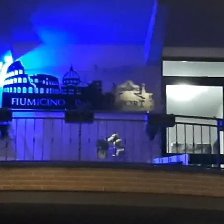 Airport 4* Φιουμιτσίνο