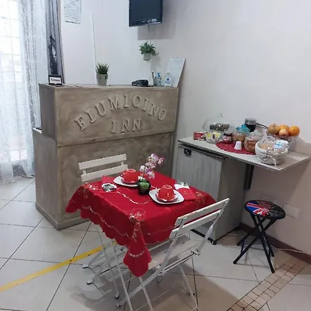 Airport Πανσιόν Φιουμιτσίνο